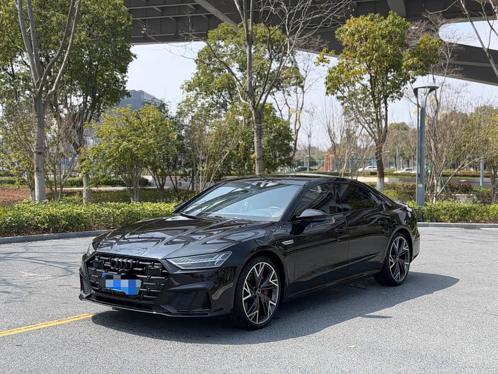 Audi A7L
