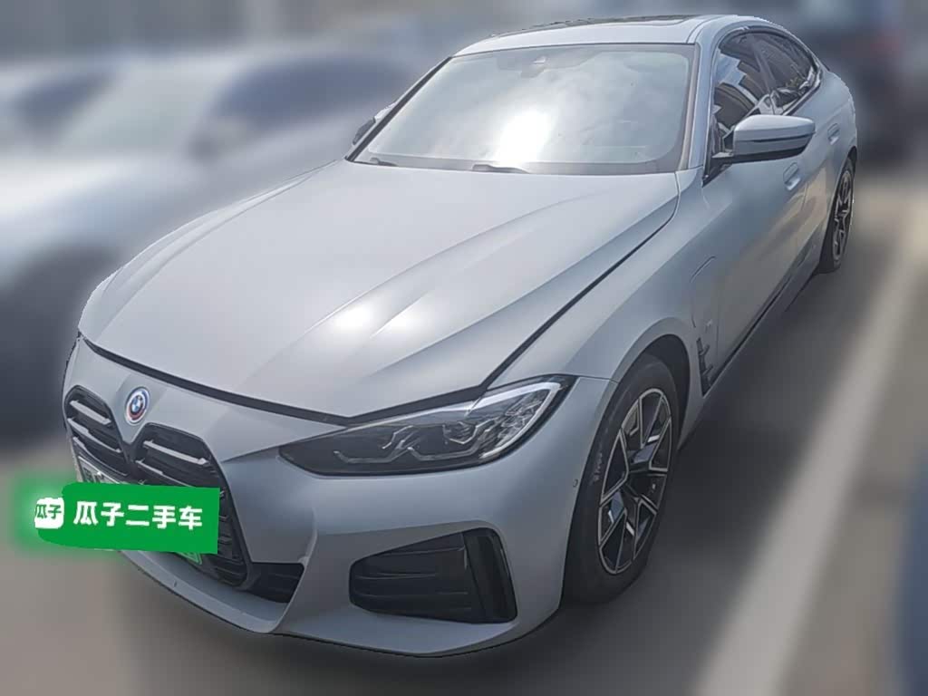 BMW i4