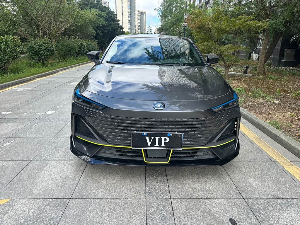 Changan UNI-V