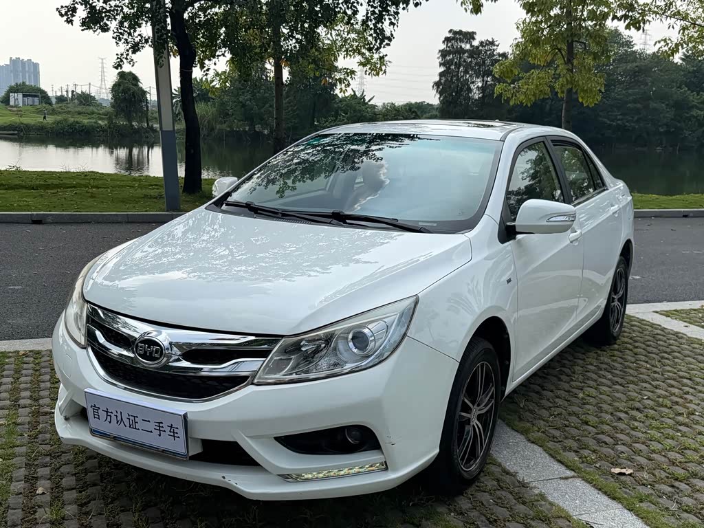 BYD Surui