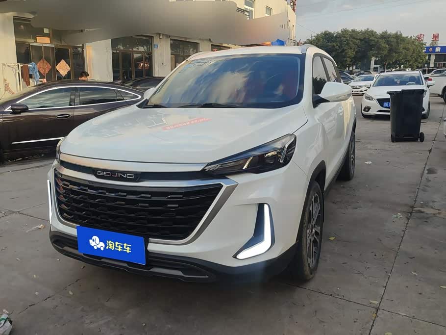 BAIC X3