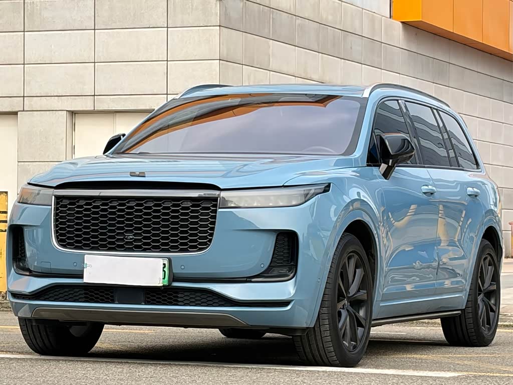 Li Auto ONE