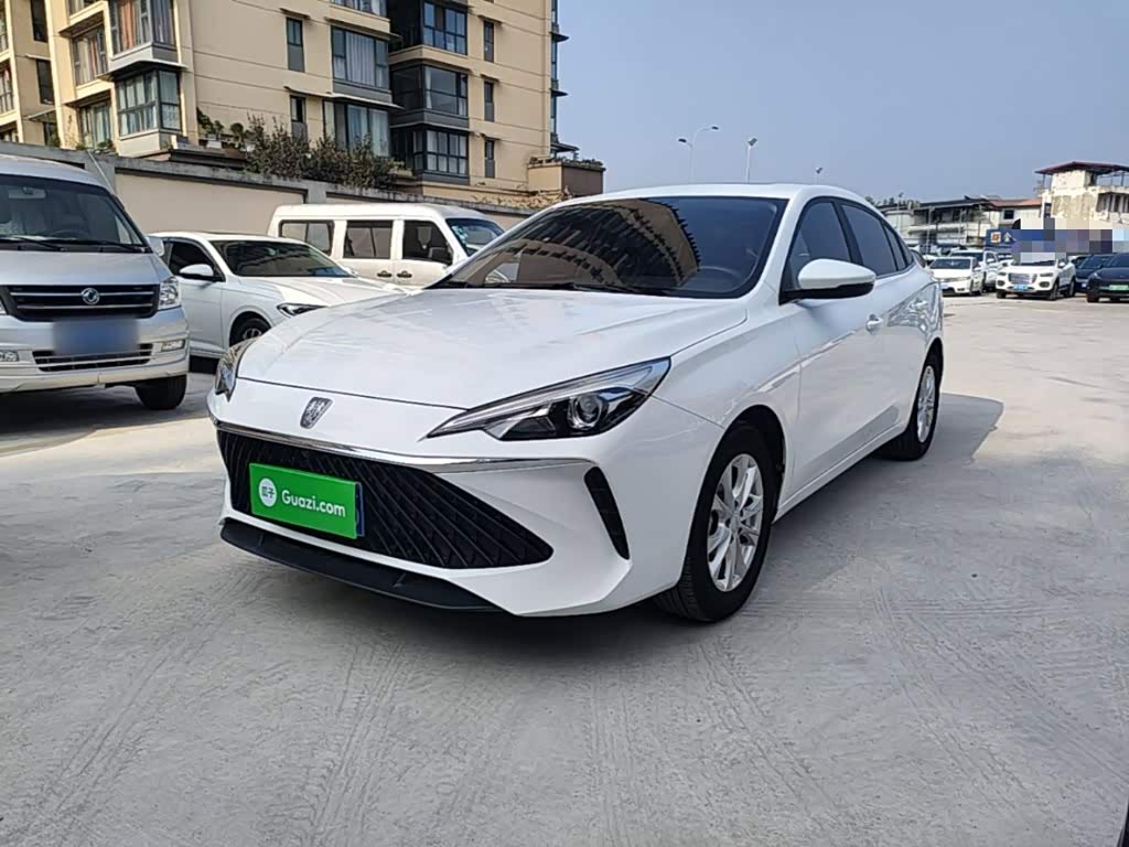 Roewe i5