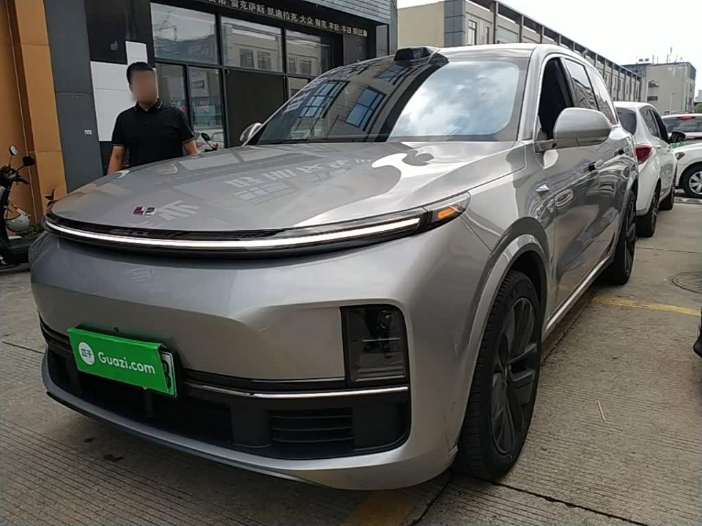Li Auto L9