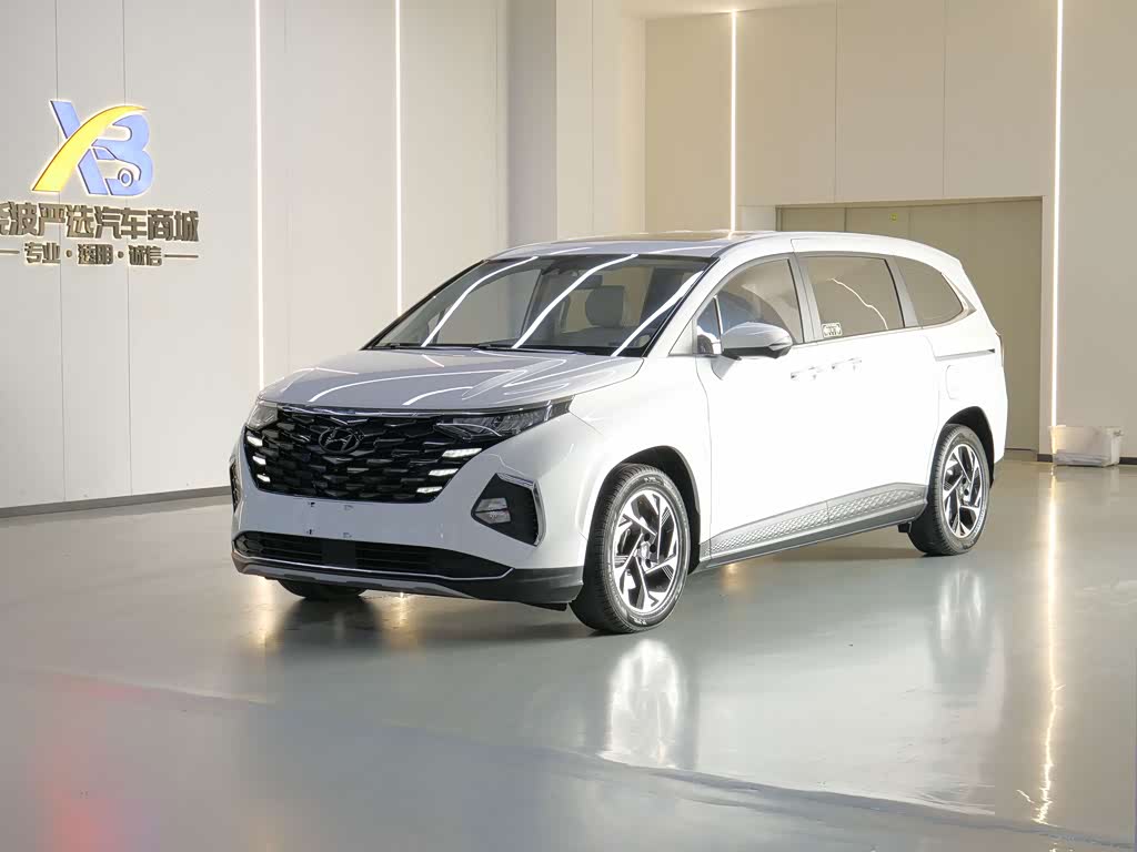 Hyundai Custo