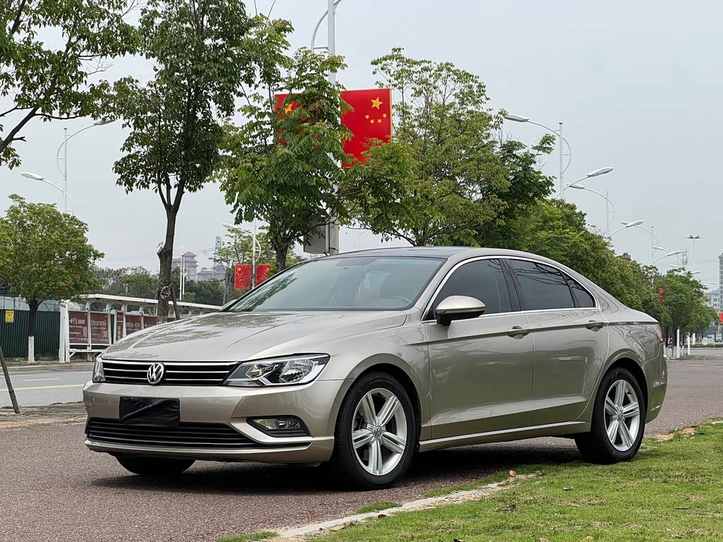 Volkswagen Lamando