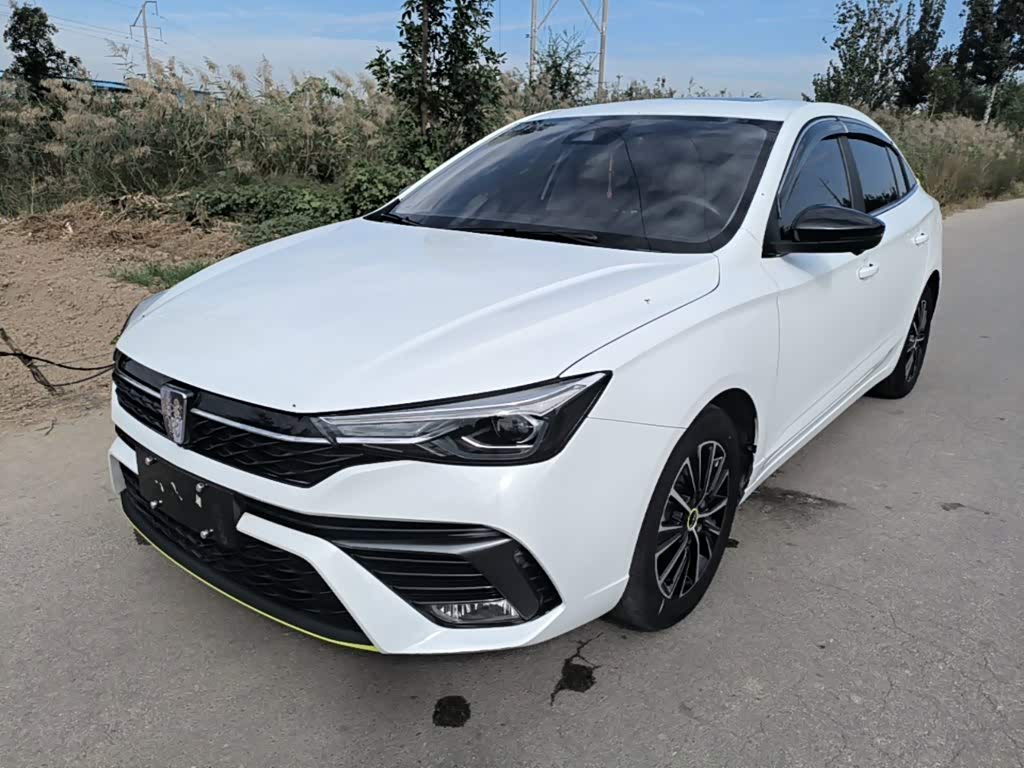 Roewe i5