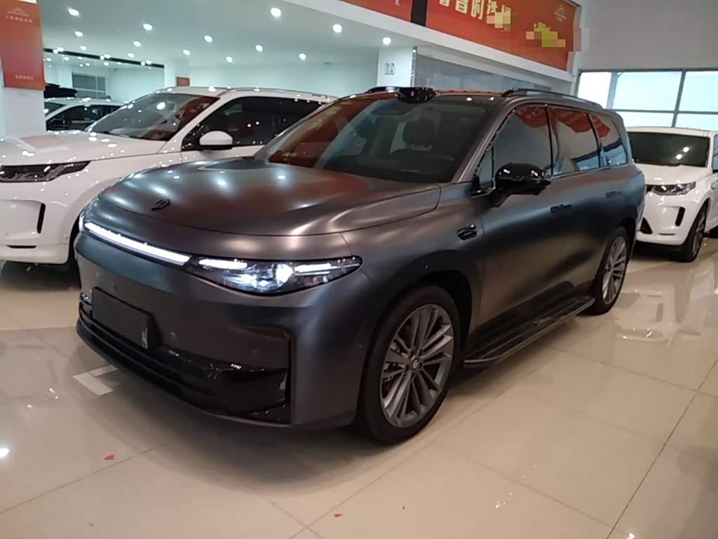 Leapmotor C16