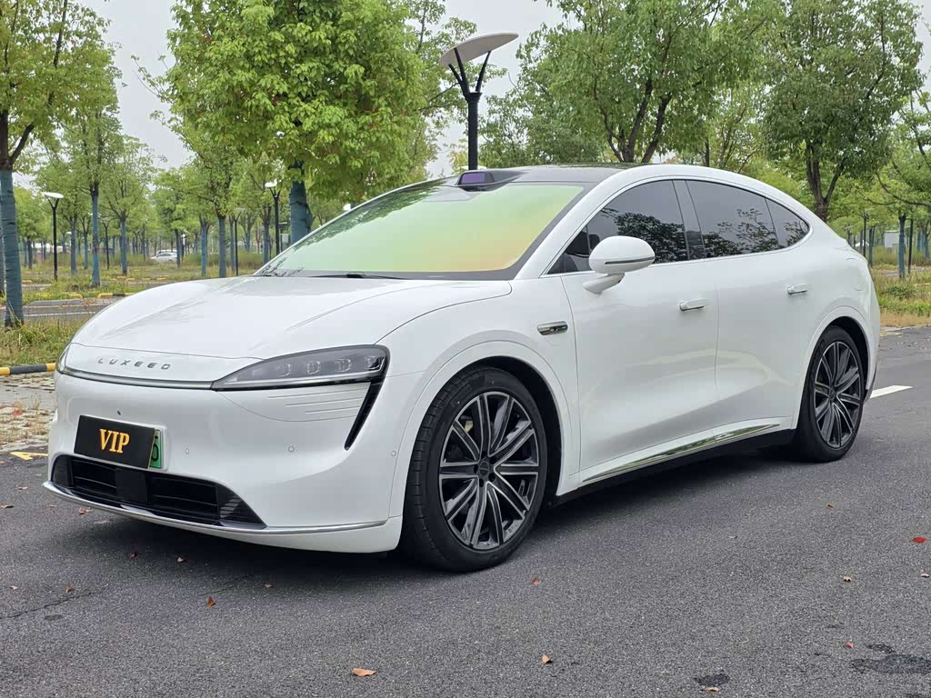 Luxeed R7
