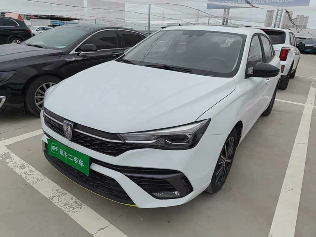 Roewe i5