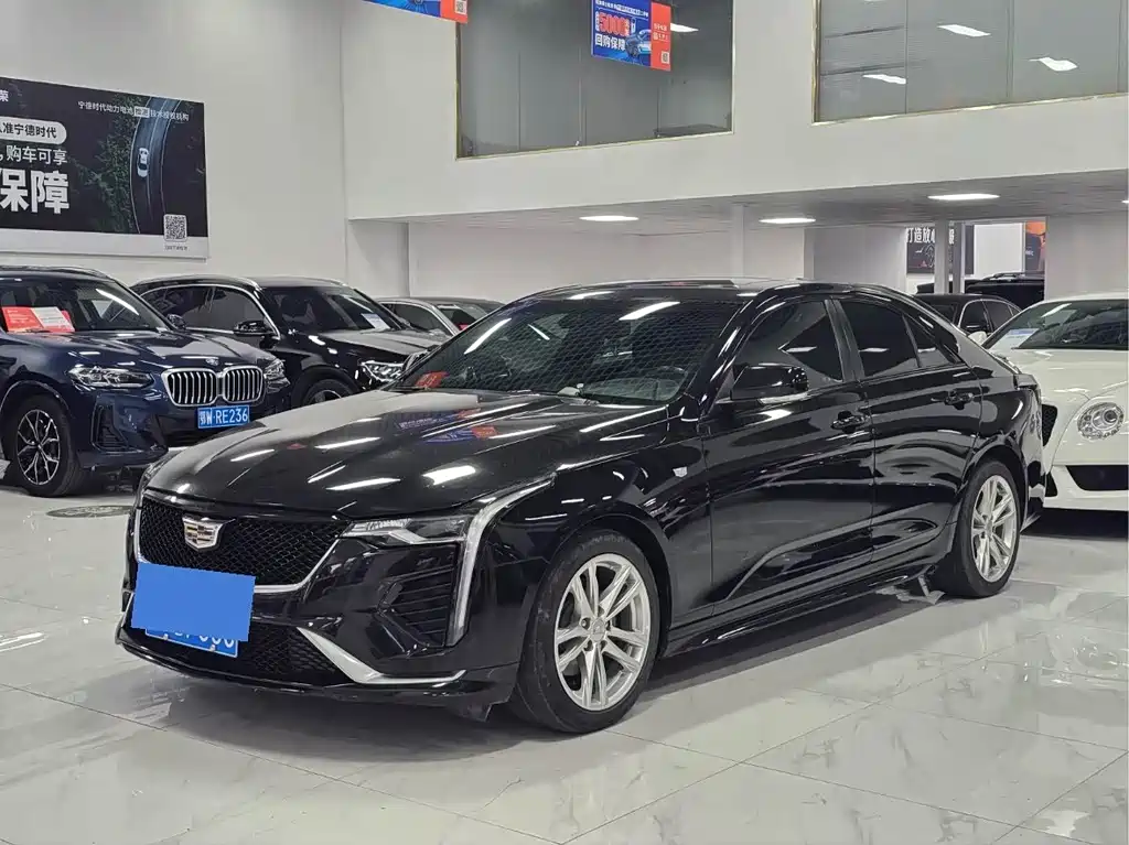 Cadillac CT4