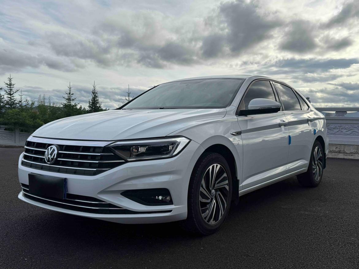 Volkswagen Sagitar