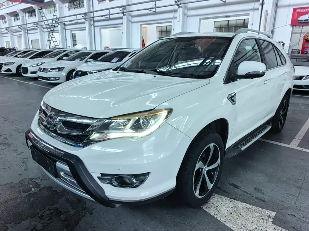 BYD S7