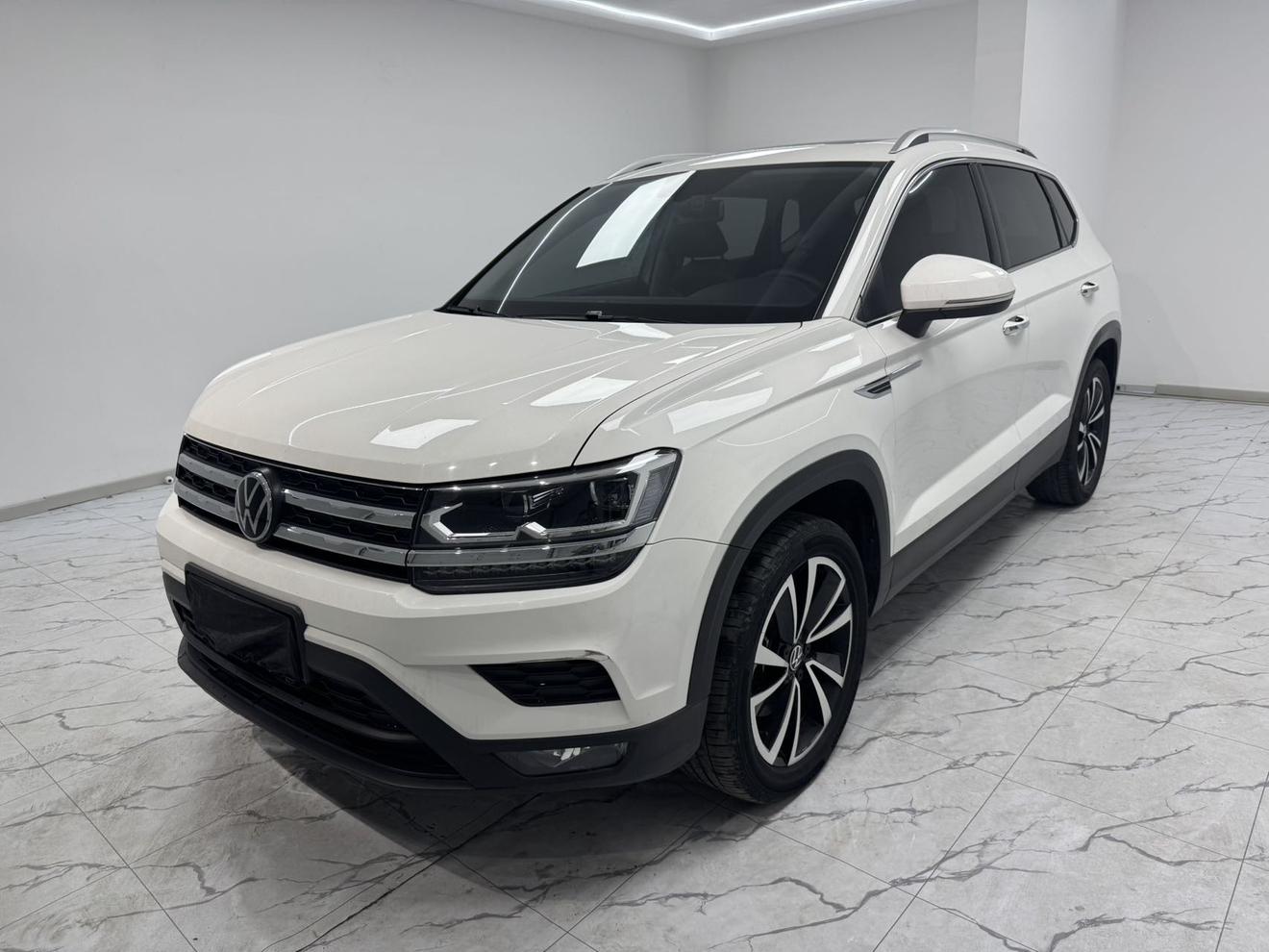 Volkswagen Tharu