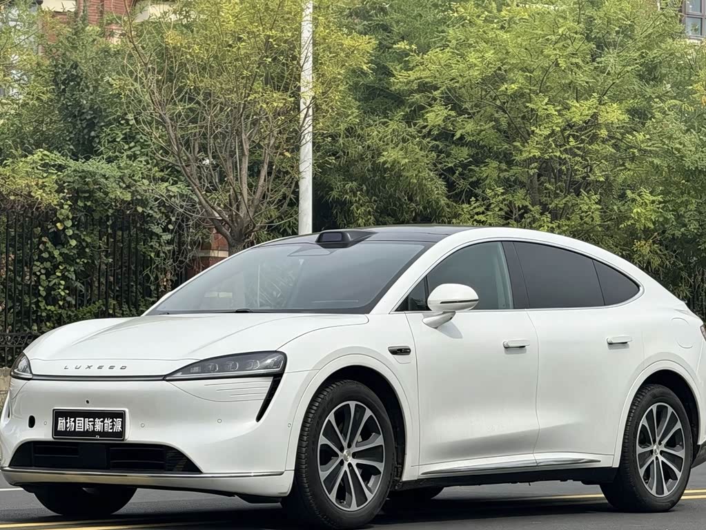 Luxeed R7