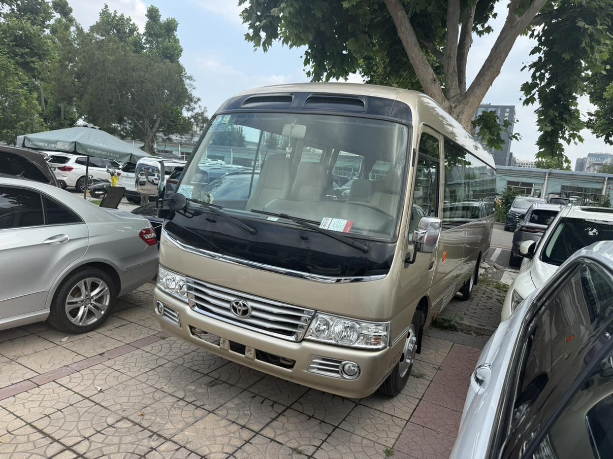 Toyota Coaster