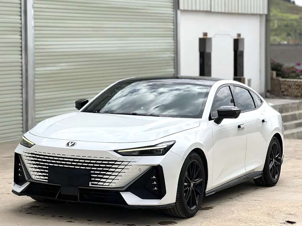 Changan UNI-V