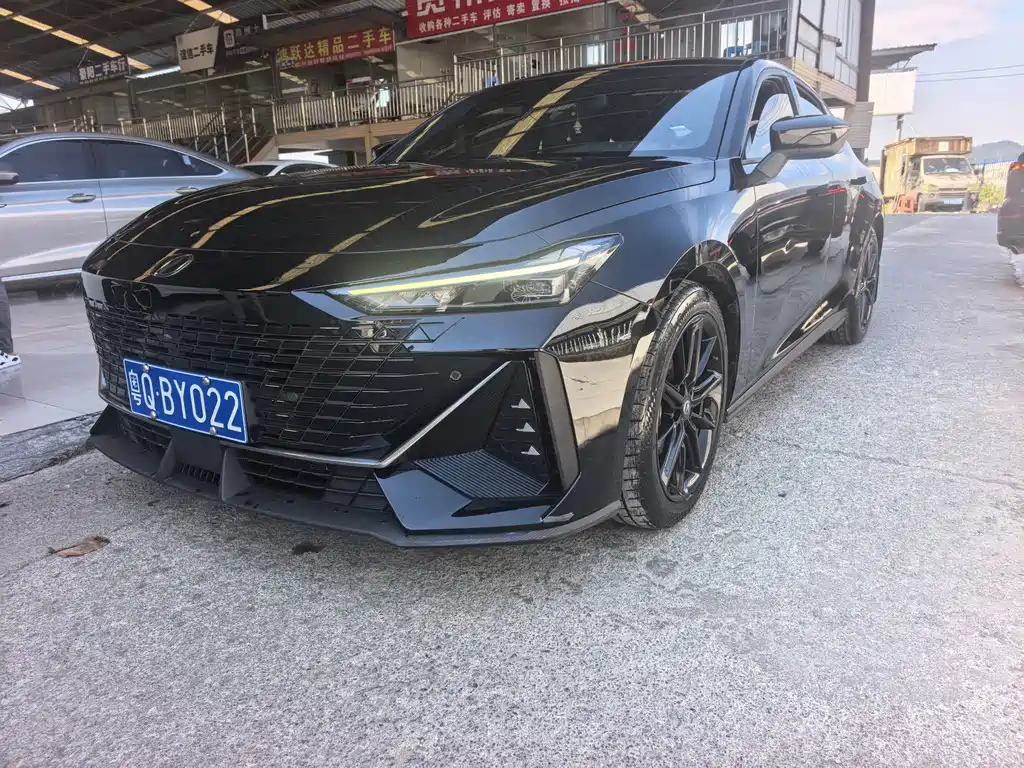Changan UNI-V