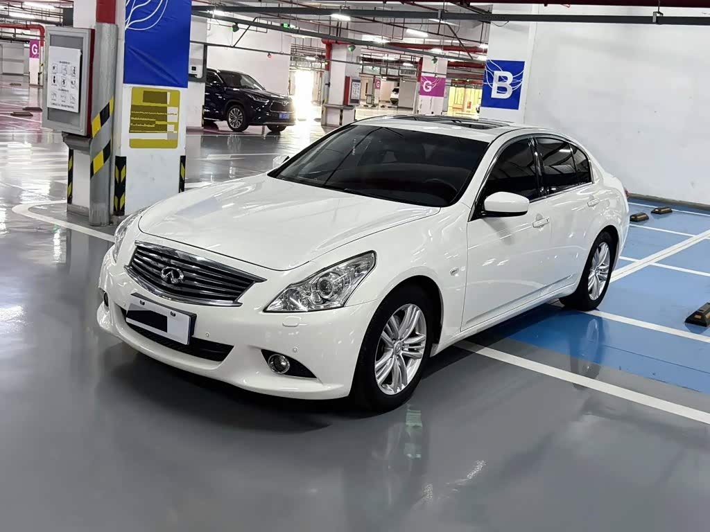 Infiniti G