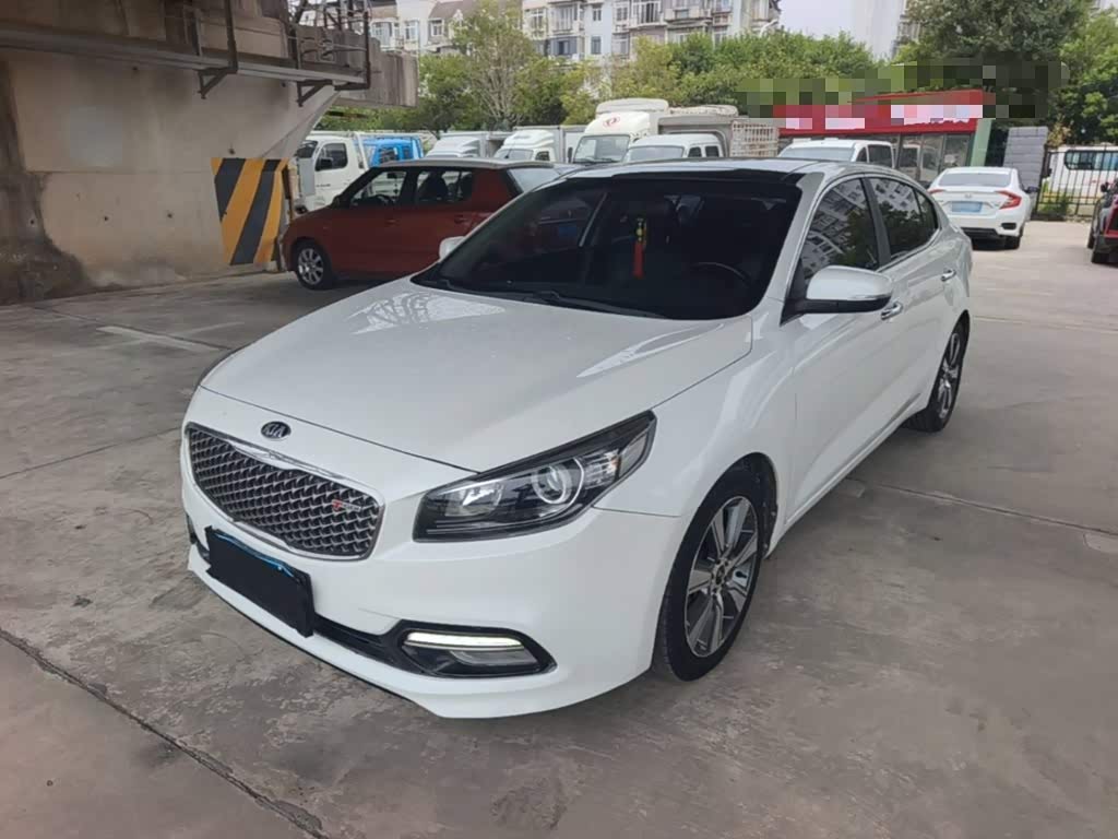 Kia K4
