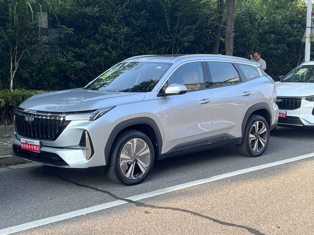 Geely Boyue L
