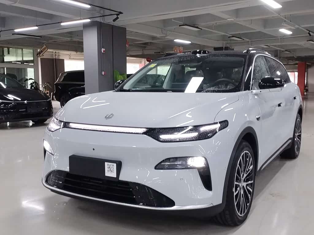 Leapmotor C11
