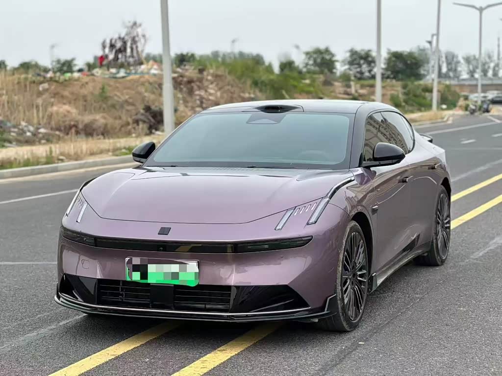 Lynk & Co 10