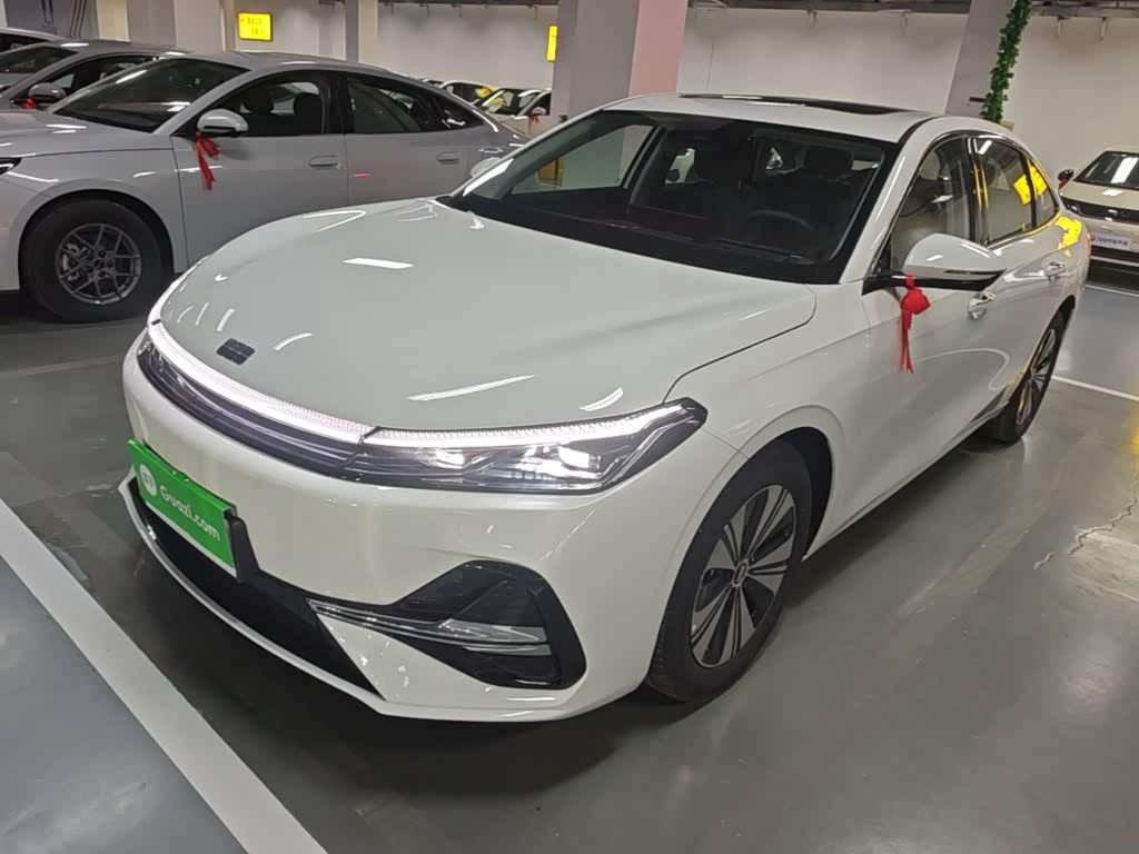 Geely Galaxy Galaxy A7 EM