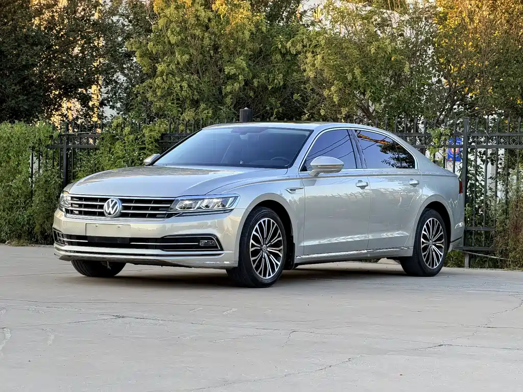 Volkswagen Phideon
