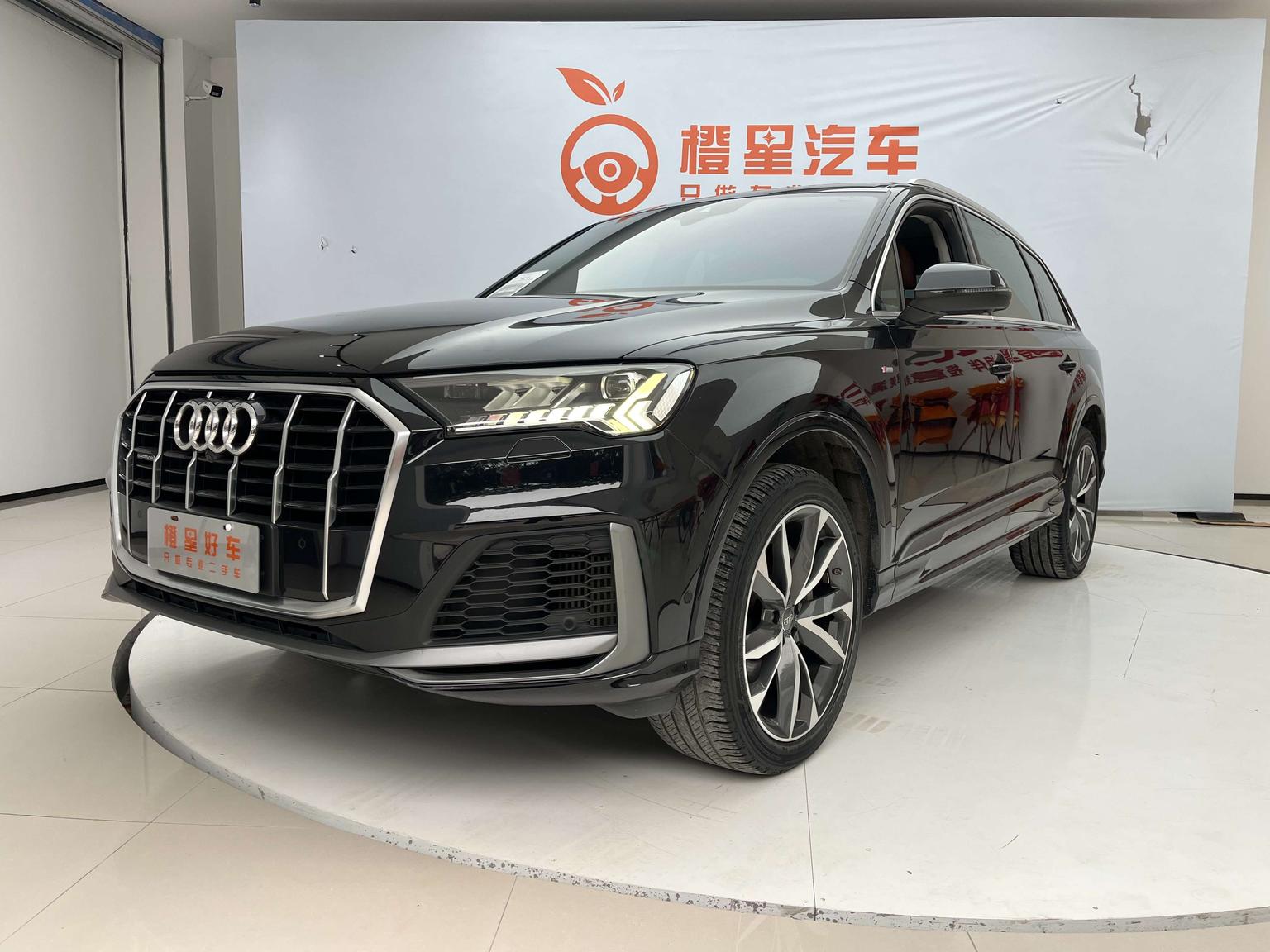 Audi Q7