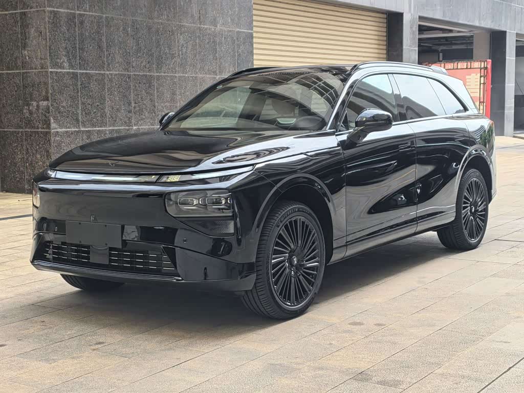 Xpeng G9