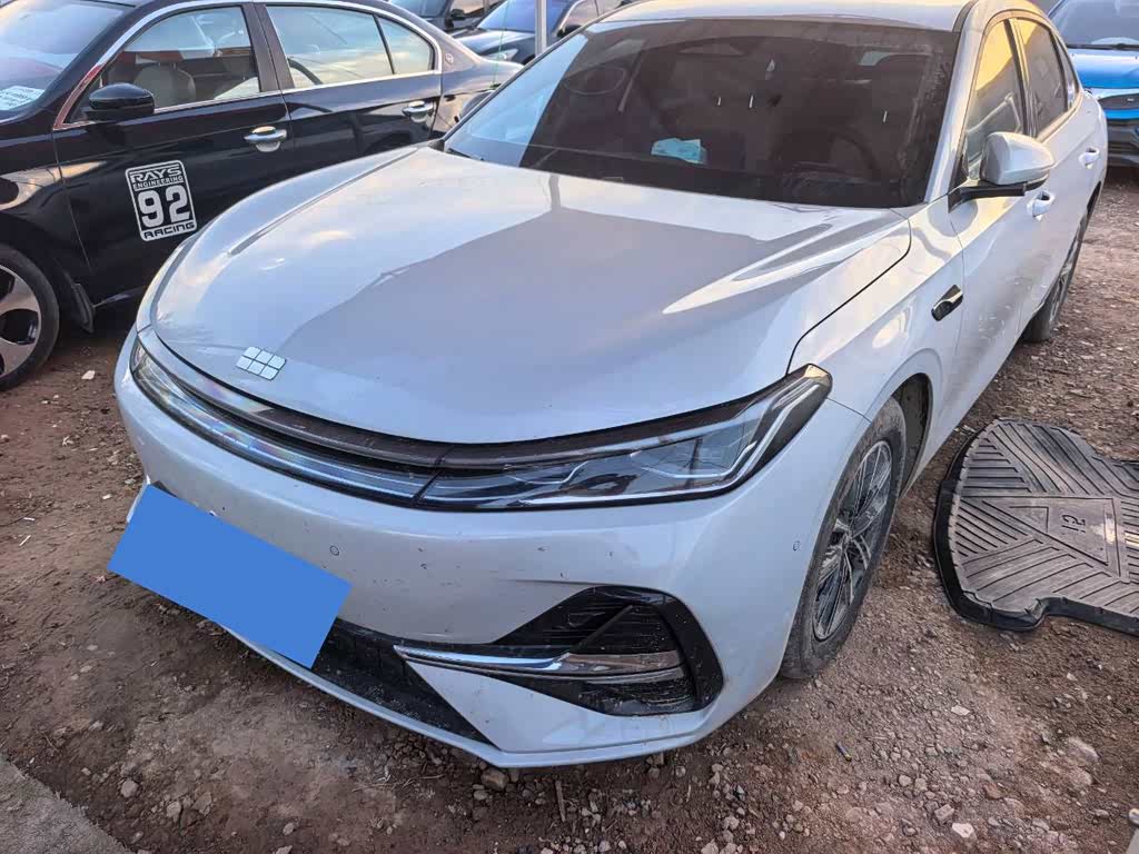 Geely Galaxy Galaxy A7 EM