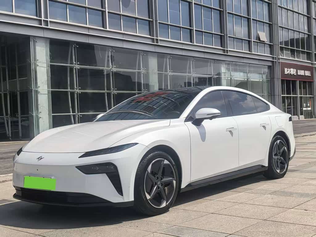 Dongfeng eπ007