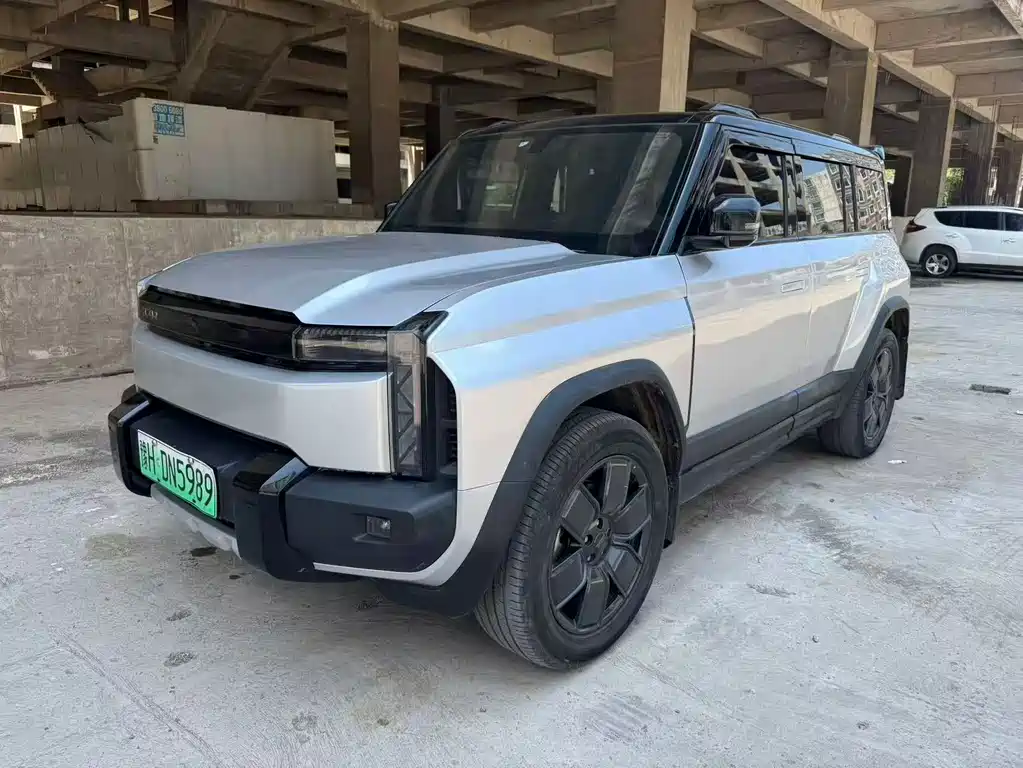 iCar 03T