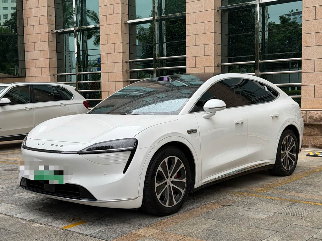 Luxeed R7