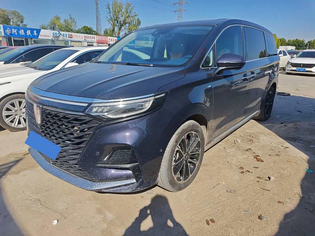 Roewe iMAX8