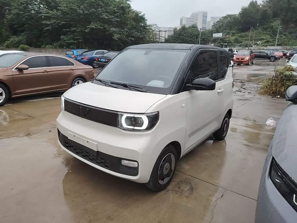 Wuling Mini EV