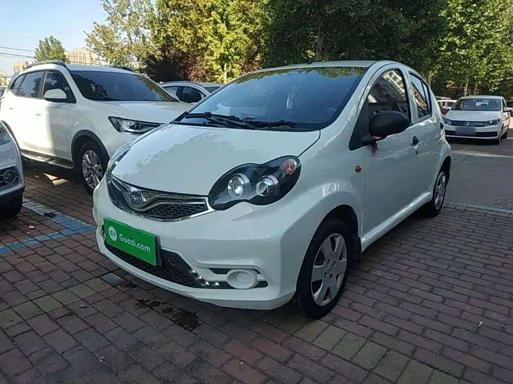 BYD F0