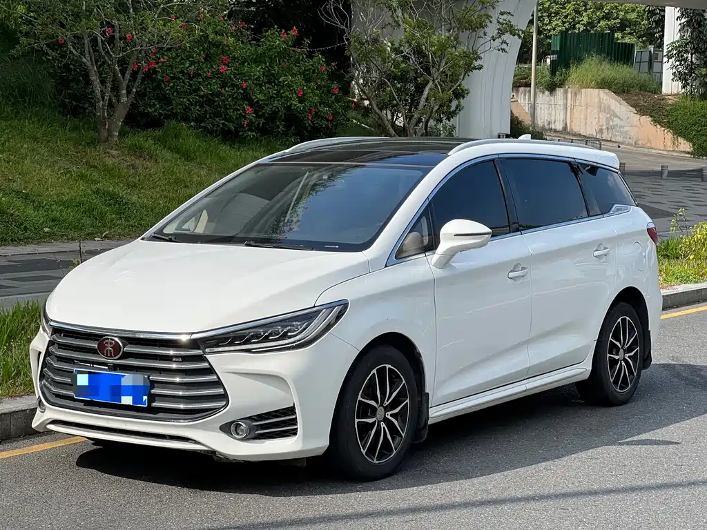 BYD Song MAX