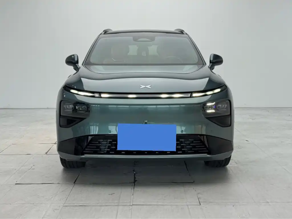 Xpeng G9