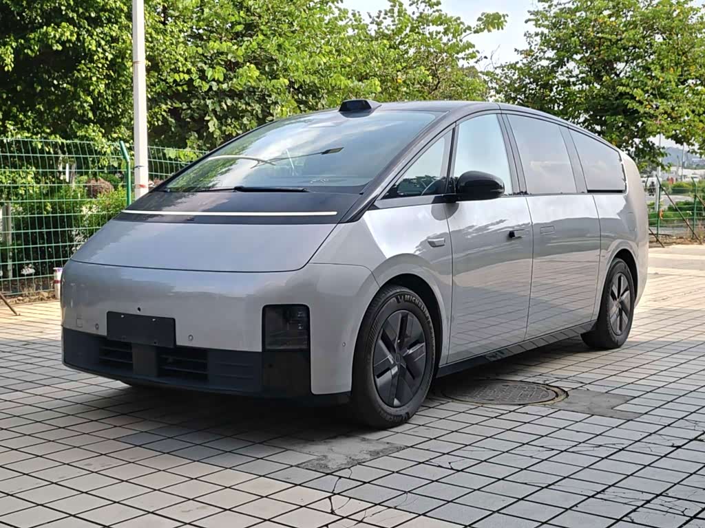 Li Auto MEGA