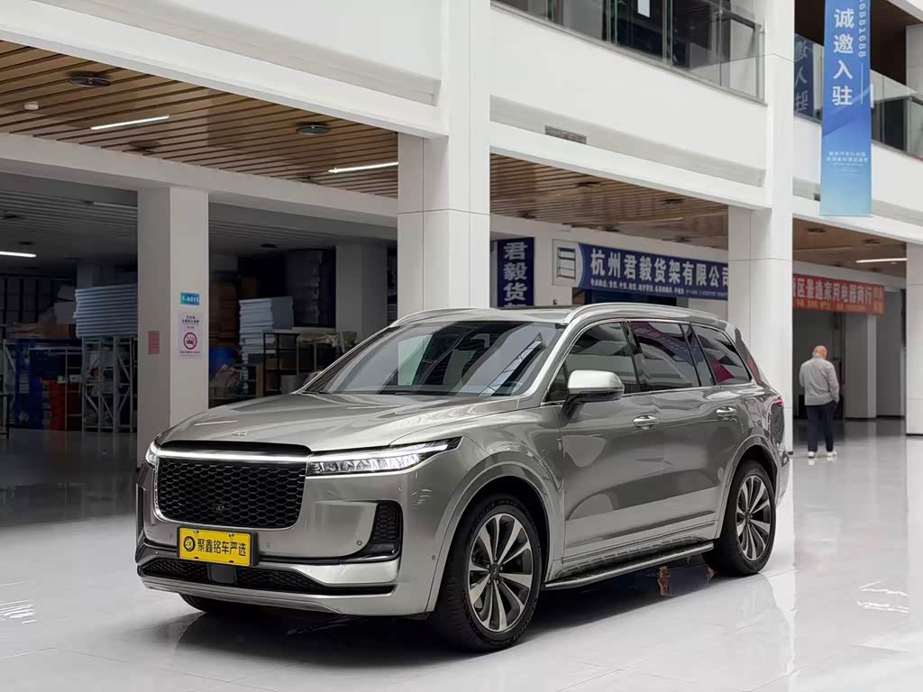 Li Auto ONE