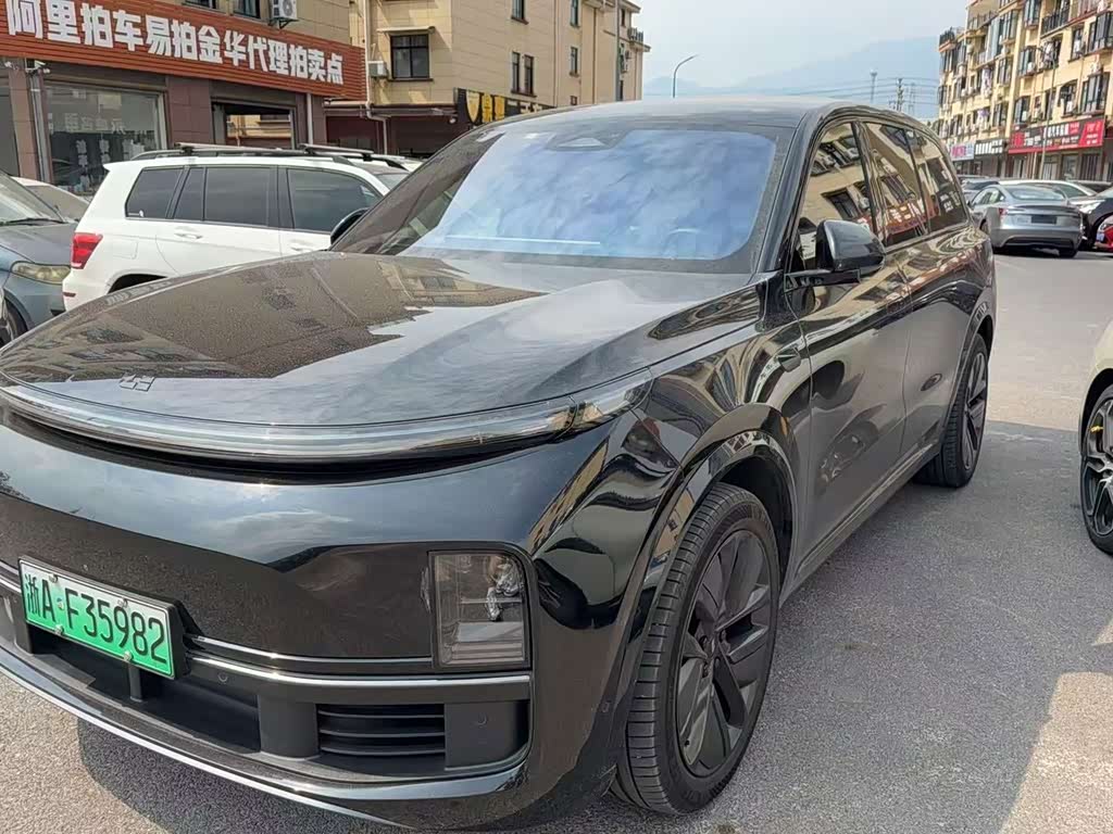 Li Auto L9