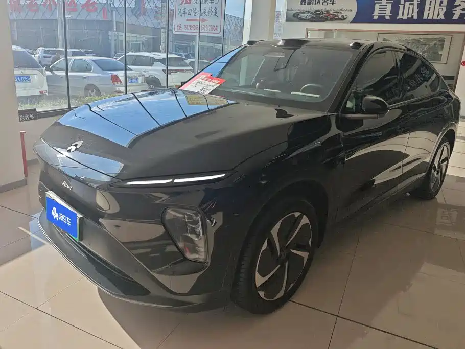 NIO EC7