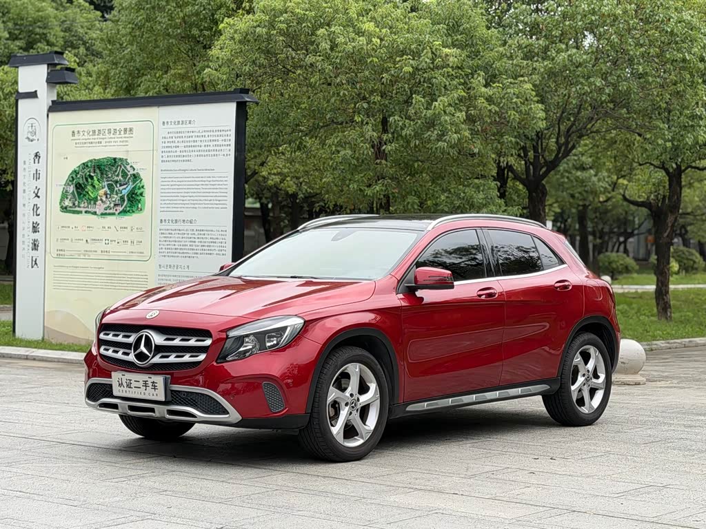 Mercedes-Benz GLA