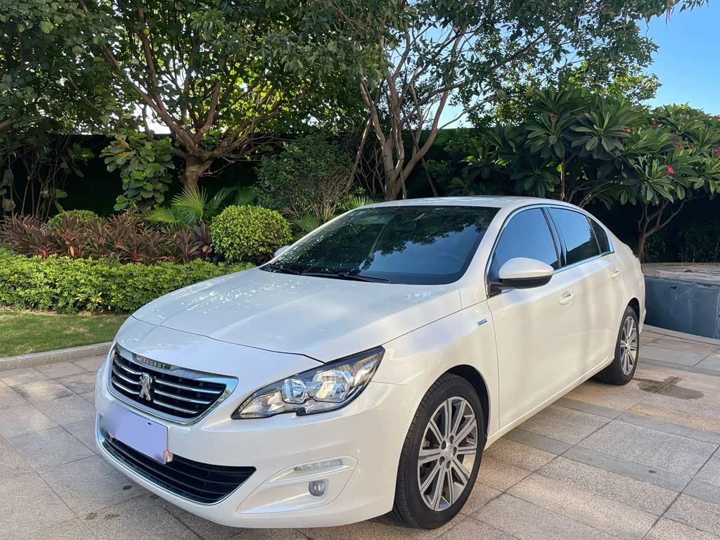 Peugeot 408