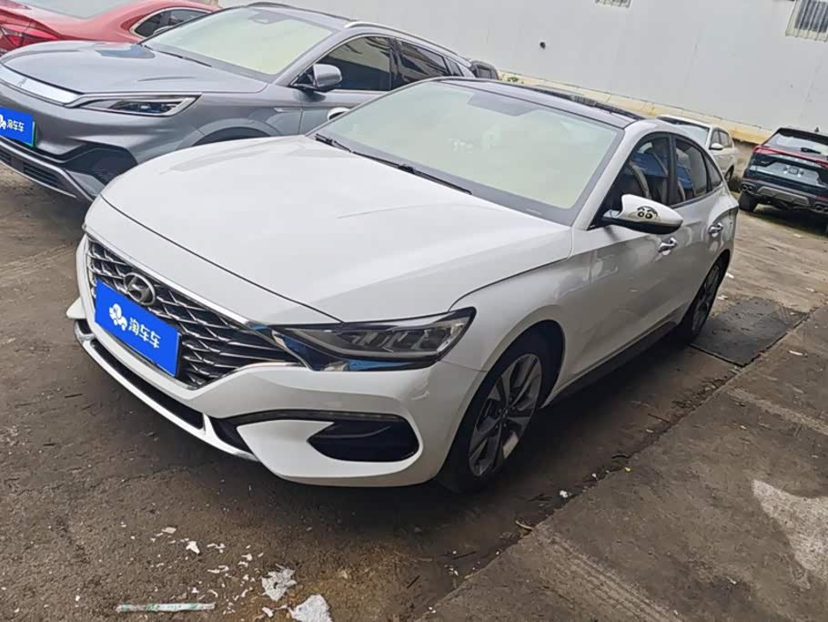 Hyundai Lafesta