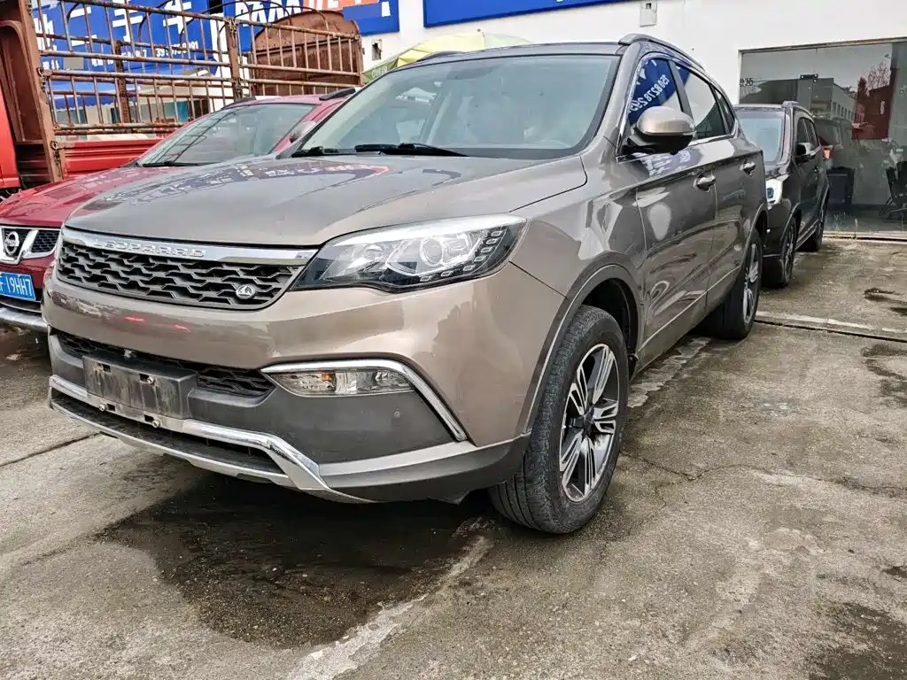 Changfeng CS10