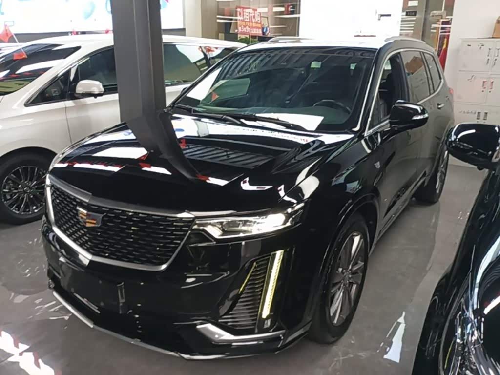 Cadillac XT6