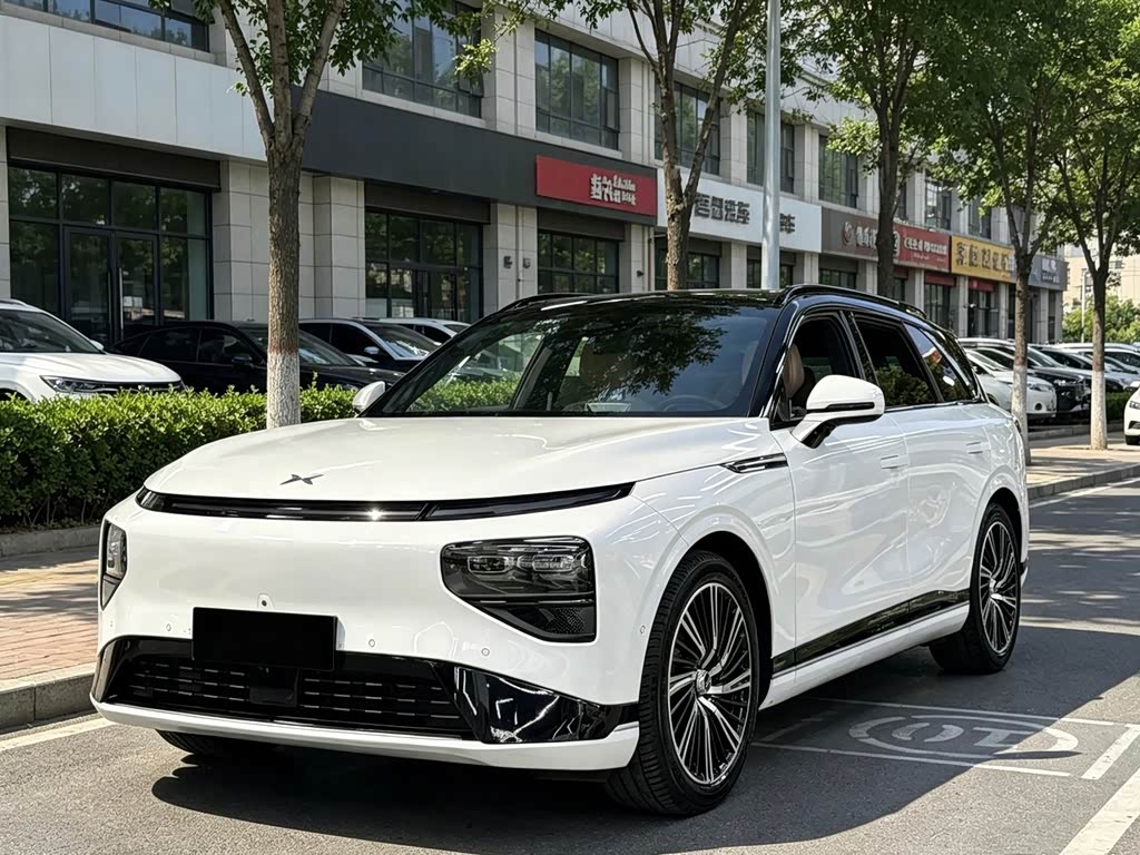 Xpeng G9